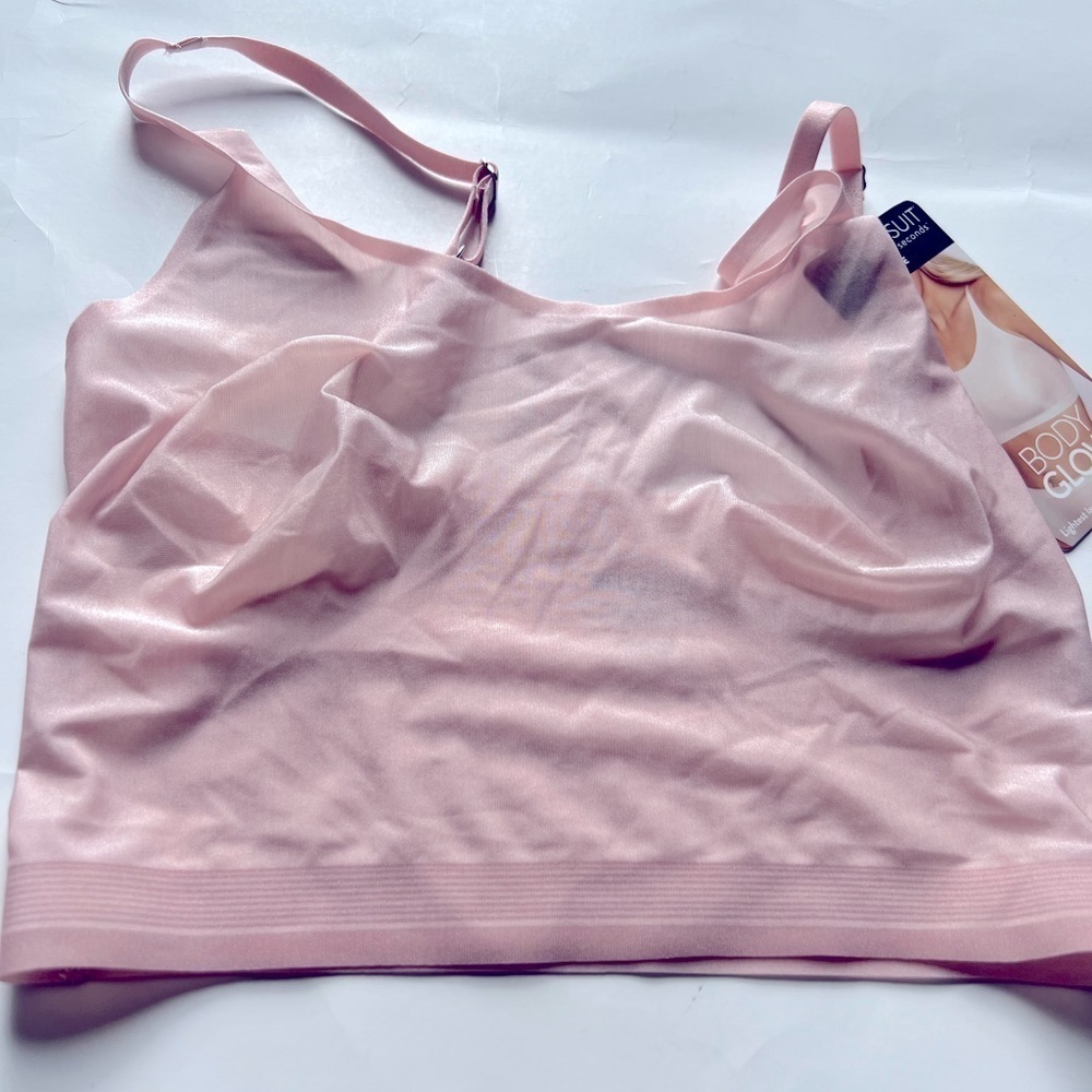 New Miraclesuit Women's Body Glow
Light Shaping Bralette 2427 Rose
Bisque M - Picture 7 of 9
